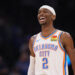 NBA 季後賽雷霆亞歷山大與湖人詹姆斯同場競技畫面